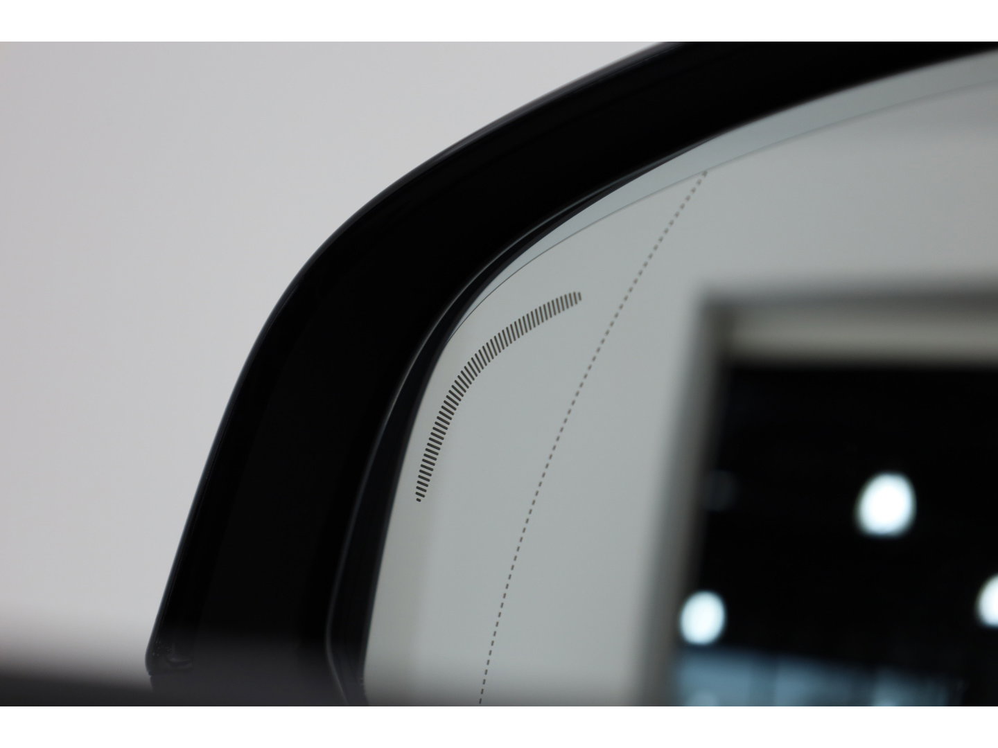 Volvo XC40 1.5 T5 Plug-in hybrid Ultimate Dark | Prijs rijklaar | Trekhaak | Pano-dak | 360 camera | H&K Audio | Adap. cruise | Blis | Elek. Stoelen |
