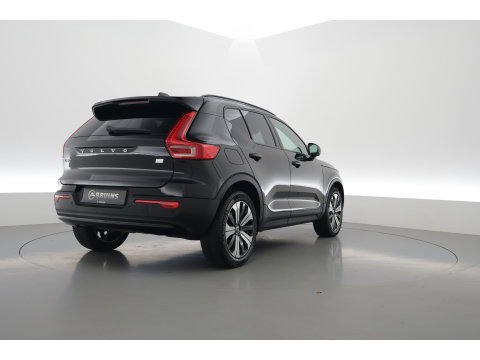 Volvo XC40 1.5 T5 Plug-in hybrid Ultimate Dark | Prijs rijklaar | Trekhaak | Pano-dak | 360 camera | H&K Audio | Adap. cruise | Blis | Elek. Stoelen |