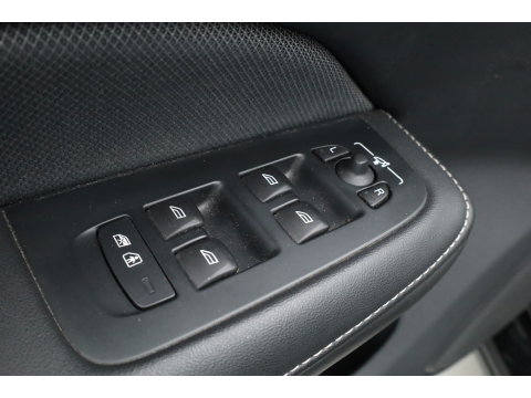 Volvo V60 2.0 T6 Plug-in hybrid AWD Plus Bright | Long Range | Pano-dak | Trekhaak | Sport stoelen | H&K Audio | 360 cam | AcC