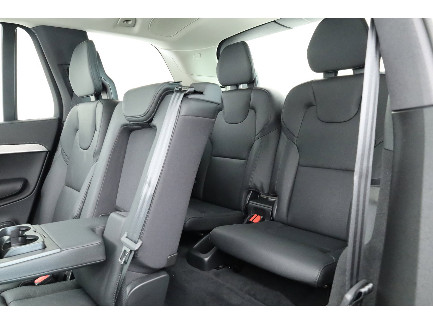 Volvo XC90 2.0 T8 Recharge AWD Ultra Bright | 7 pers. | Pano | 360 camera | HUD | Harman/Kardon | Memory | Bliss | Stoel-Stuurverw. | Google+App.connect | Elek. Klep | 21''