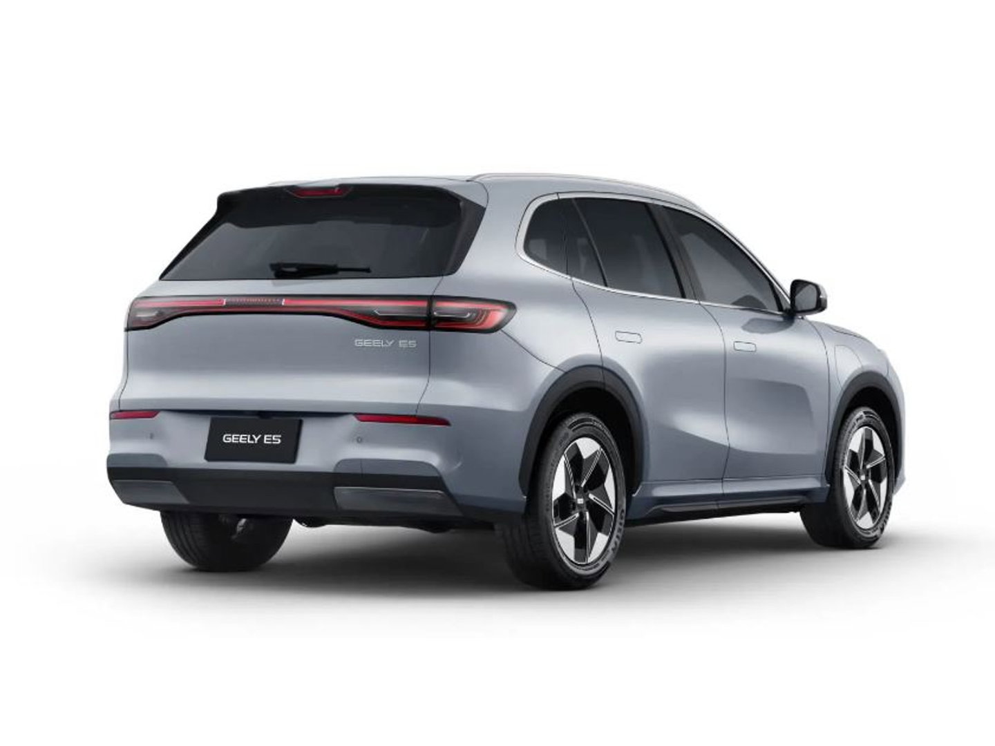 GEELY E5 Max+ 68 kWh | 19'' | Flyme Premium (16 speakers) | Massage+Ventilatie | Pano | Elek. Klep | Stuur-Stoelverw. | 450 WLTP