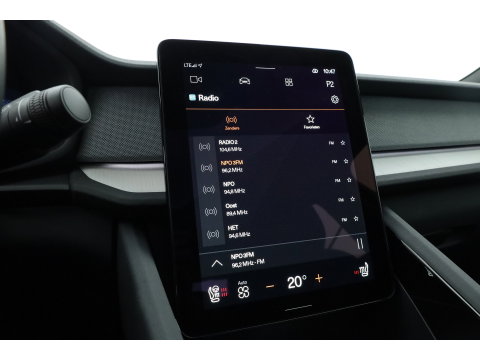 Polestar 2 Long Range Dual motor Plus 82 kWh | Stoelventilatie | Leer |  ACC | Blis | Pano | 360 Camera | Trekhaak | stoel 4 & stuur verwarming |