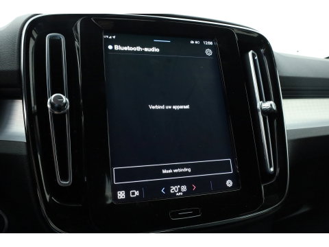 Volvo XC40 2.0 B3 Core | Prijs rijklaar | Facelift | achteruitrijcamera | Carplay |