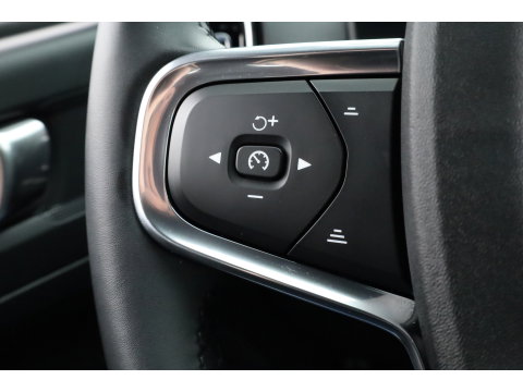Volvo XC40 2.0 B3 Core | Prijs rijklaar | Facelift | achteruitrijcamera | Carplay |