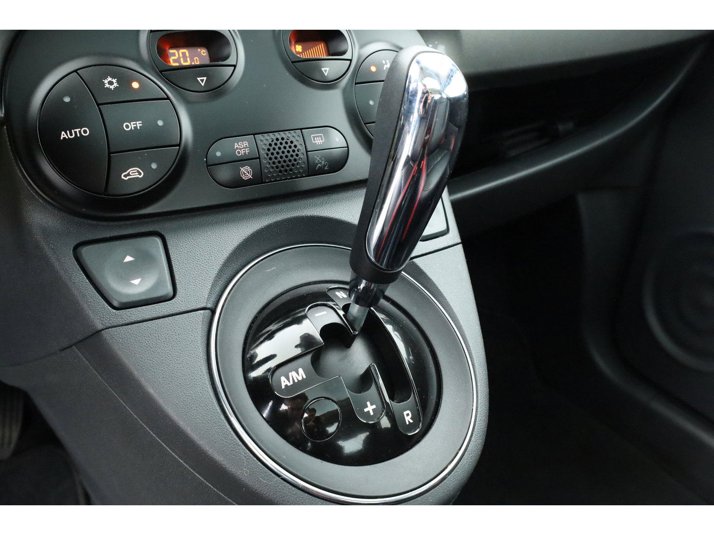 Fiat 500 0.9 TwinAir Turbo Cult | Automaat | Pano | PDC A | Clima | Bi-xenon | Interscope Audio | All season