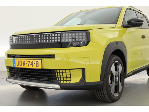Fiat Grande Panda La Prima 11 kW 44 kWh | Winter Pack | Camera | Apple CarPlay & Android Auto | Cruise | Navi | DAB
