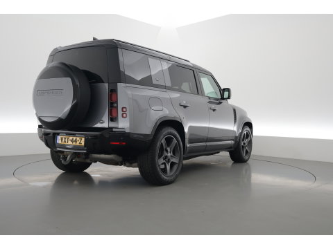 Land Rover Defender 3.0 D300 110 X-Dynamic - | 300 pk 6 cilinder Grijs Kenteken | Luchtvering | Leder+Memory | Dig. Cockpit | 360*+PDC | Meridian | Nav+App.Connect | Winterpack | V