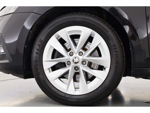 Škoda Octavia Combi 1.4 TSI iV PHEV Business | SOH 94.7% | Adapt. Cruise | Pano | Head-Up Display | Memory |  Apple CarPlay & Android Auto |