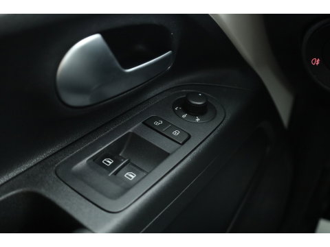 Volkswagen up! 1.0 BMT move up! |Rijklaar !| Airco | All Seasons | Bluetooth | Licht-/ Regensensor |