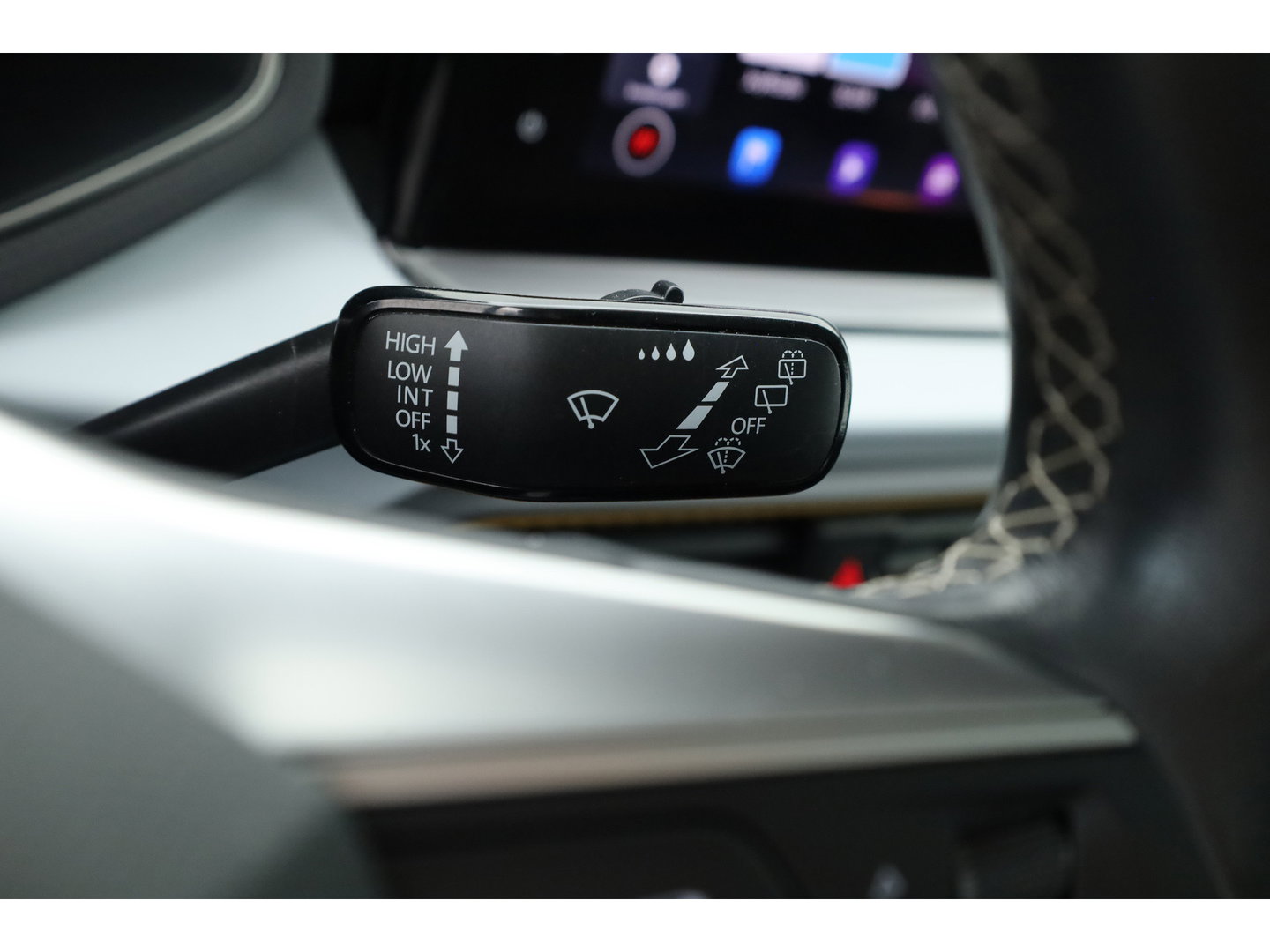 SEAT Arona 1.0 TSI | Navi | Adapt. Cruise | Apple CarPlay | Clima | LED | PDC A