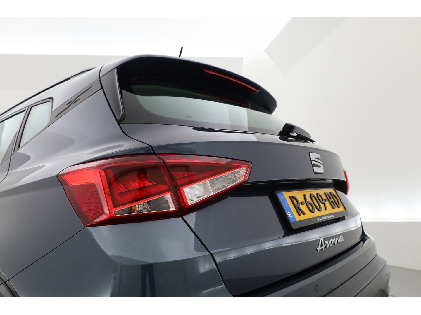 SEAT Arona 1.0 TSI | Navi | Adapt. Cruise | Apple CarPlay | Clima | LED | PDC A