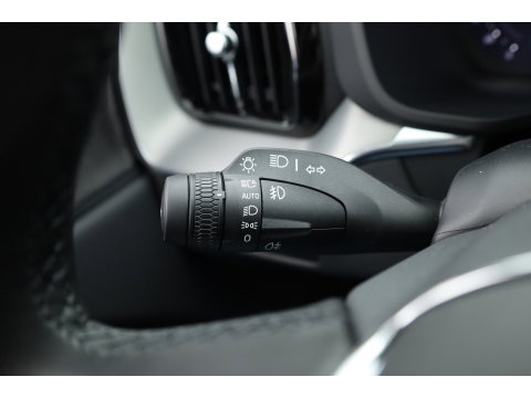 Volvo XC60 2.0 T6 Plug-in hybrid AWD Plus Black Edition | Pano | 21” | Memory Seats | Harman Kardon | Pilot Assist | 360 cam