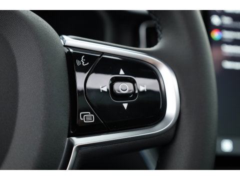 Volvo XC60 2.0 T6 Plug-in hybrid AWD Plus Black Edition | Pano | 21” | Memory Seats | Harman Kardon | Pilot Assist | 360 cam