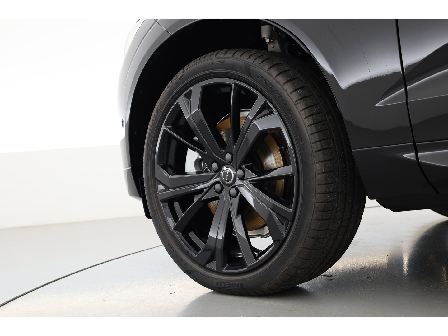 Volvo XC60 2.0 T6 Plug-in hybrid AWD Plus Black Edition | Pano | 21” | Memory Seats | Harman Kardon | Pilot Assist | 360 cam