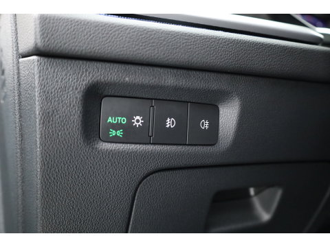 Škoda Octavia Combi 1.4 TSI iV PHEV Business Edition Plus | SOH 91% | Pano | HUD | Stoel- Stuurverw. | Memory Seats | Camera | Adapt. Cruise