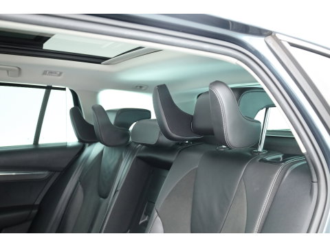 Škoda Octavia Combi 1.4 TSI iV PHEV Business Edition Plus | SOH 91% | Pano | HUD | Stoel- Stuurverw. | Memory Seats | Camera | Adapt. Cruise