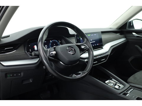 Škoda Octavia Combi 1.4 TSI iV PHEV Business Edition Plus | SOH 91% | Pano | HUD | Stoel- Stuurverw. | Memory Seats | Camera | Adapt. Cruise