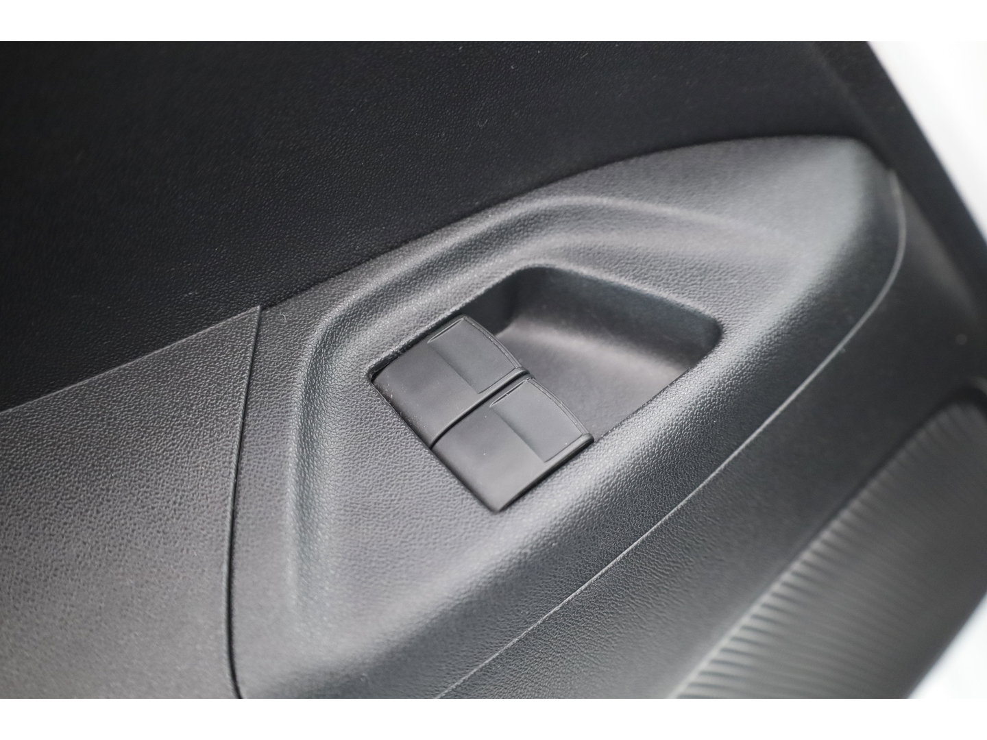 Toyota Aygo 1.0 VVT-i x-play | Achteruitrijcamera | Apple CarPlay & Android Auto | DAB | Airco | 15" velgen | Elek. Ramen V.