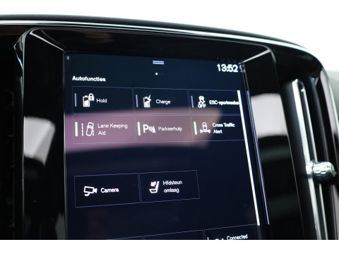 Volvo XC40 1.5 T5 Plug-in hybrid Ultimate Dark | SOH 91.1% | Pano | Harman Kardon | Adapt. Cruise | 360cam | Keyless | Stoel- Stuurverw