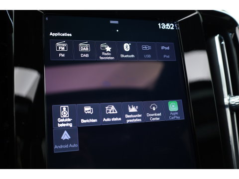 Volvo XC40 1.5 T5 Plug-in hybrid Ultimate Dark | SOH 91.1% | Pano | Harman Kardon | Adapt. Cruise | 360cam | Keyless | Stoel- Stuurverw