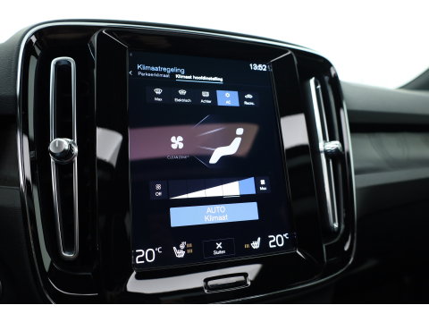 Volvo XC40 1.5 T5 Plug-in hybrid Ultimate Dark | SOH 91.1% | Pano | Harman Kardon | Adapt. Cruise | 360cam | Keyless | Stoel- Stuurverw