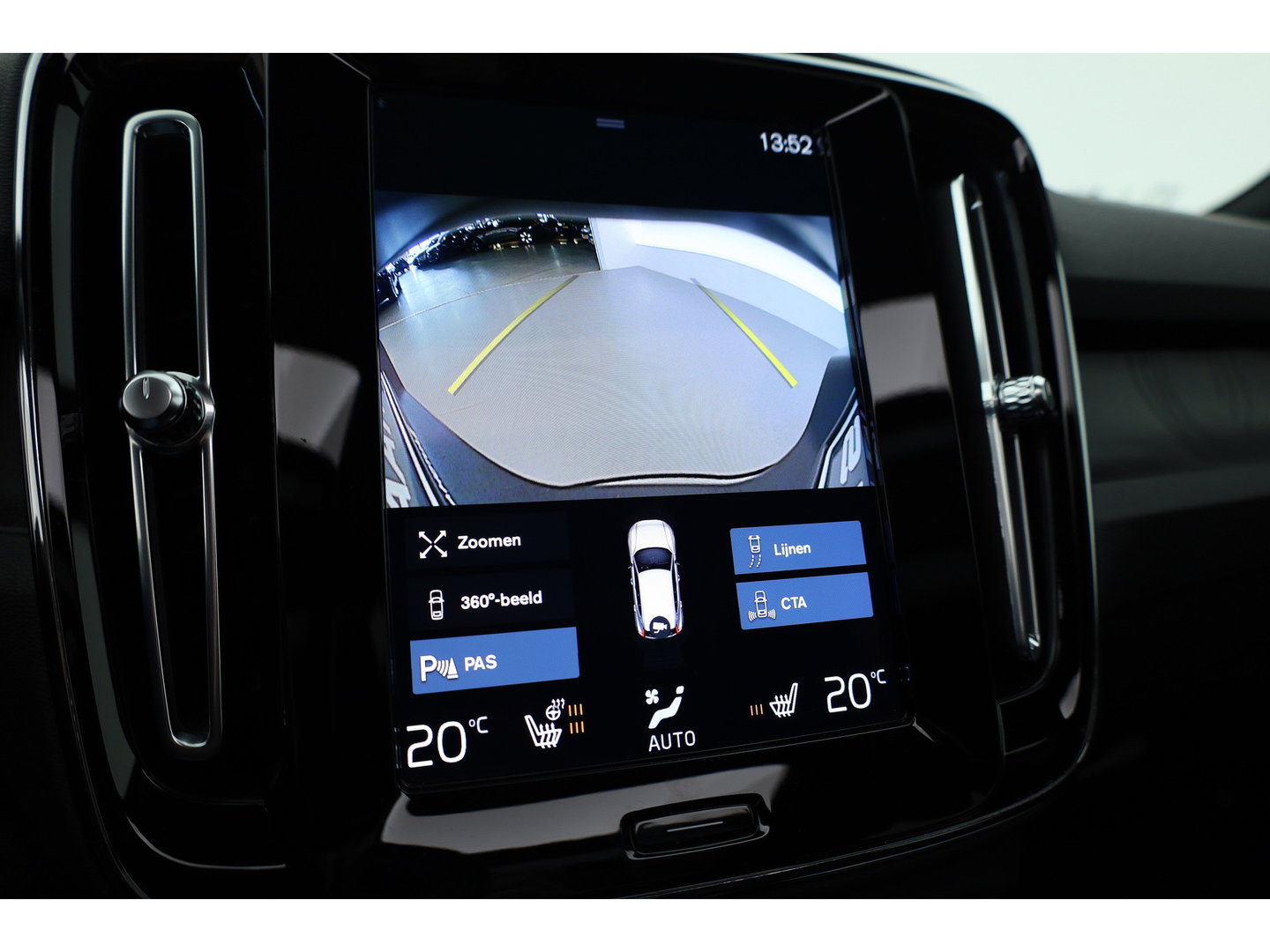 Volvo XC40 1.5 T5 Plug-in hybrid Ultimate Dark | SOH 91.1% | Pano | Harman Kardon | Adapt. Cruise | 360cam | Keyless | Stoel- Stuurverw