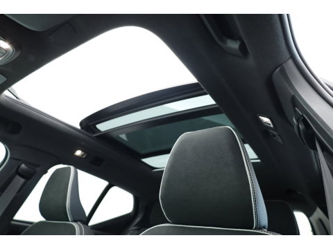 Volvo XC40 1.5 T5 Plug-in hybrid Ultimate Dark | SOH 91.1% | Pano | Harman Kardon | Adapt. Cruise | 360cam | Keyless | Stoel- Stuurverw