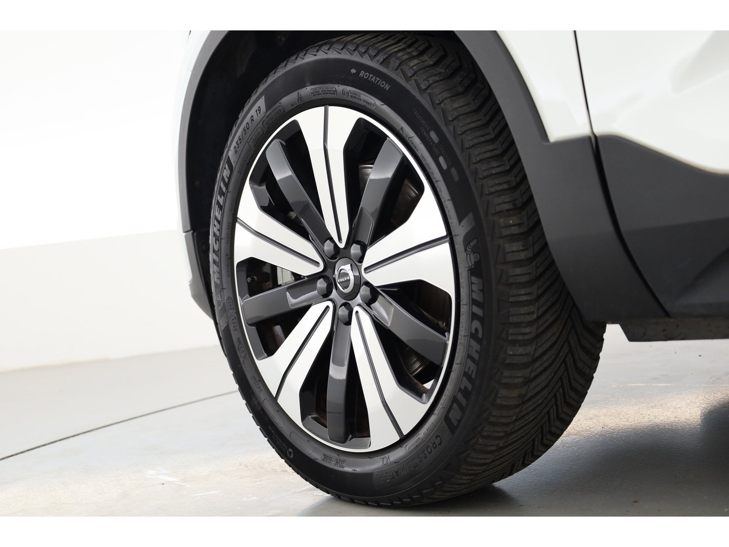 Volvo XC40 1.5 T5 Plug-in hybrid Ultimate Dark | SOH 91.1% | Pano | Harman Kardon | Adapt. Cruise | 360cam | Keyless | Stoel- Stuurverw
