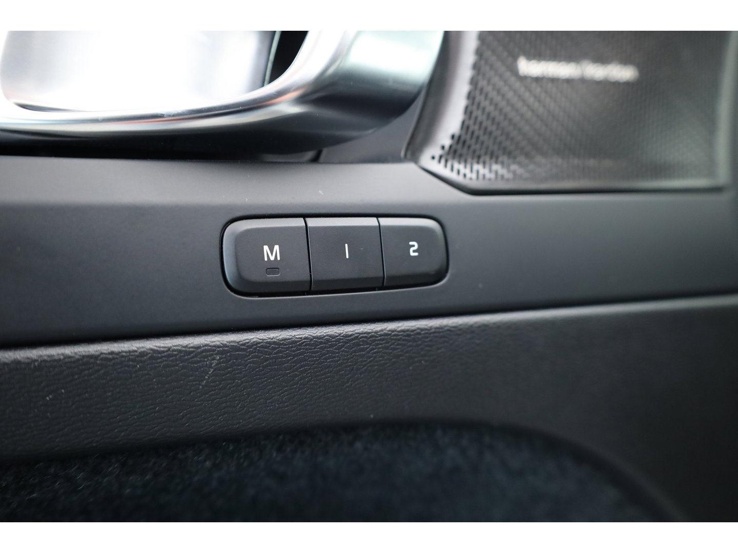 Volvo XC40 1.5 T5 Plug-in hybrid Ultimate Dark | SOH 91.1% | Pano | Harman Kardon | Adapt. Cruise | 360cam | Keyless | Stoel- Stuurverw