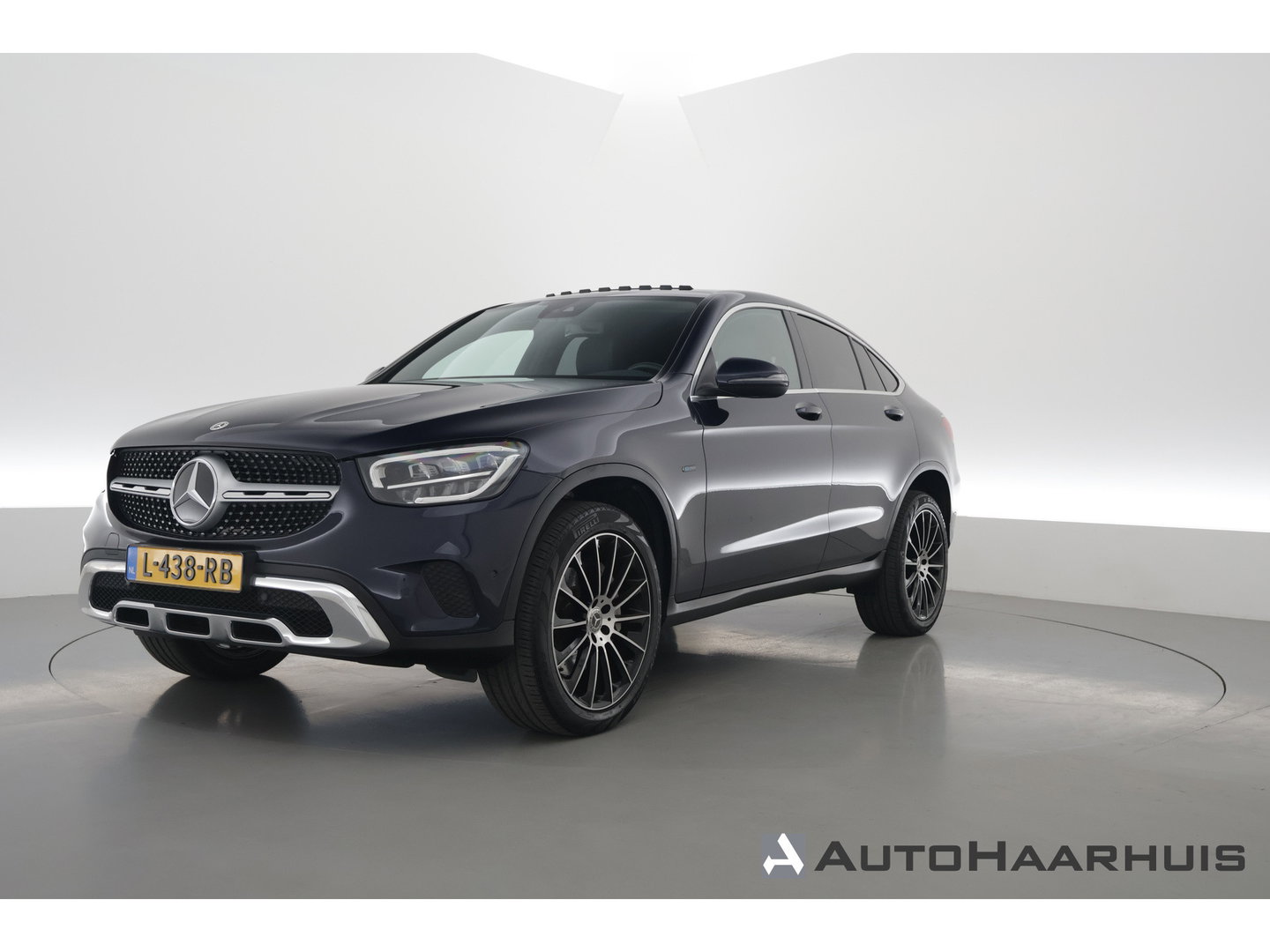 Mercedes-Benz GLC Coupé 300e 4MATIC Business Solution Luxury | SOH 86.2% | Adapt. Cruise | Apple CarPlay & Android Auto | Pano | Trekhaak | Dodehoek | Stoelverw.