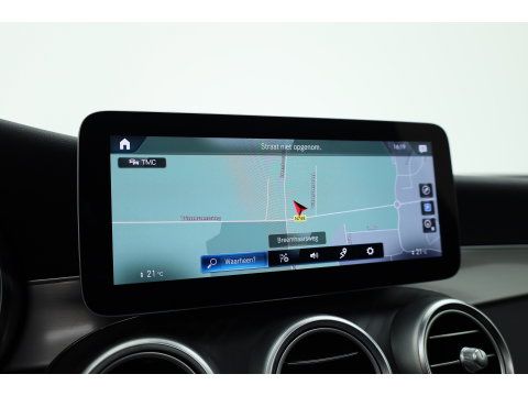Mercedes-Benz GLC Coupé 300e 4MATIC Business Solution Luxury | SOH 86.2% | Adapt. Cruise | Apple CarPlay & Android Auto | Pano | Trekhaak | Dodehoek | Stoelverw.
