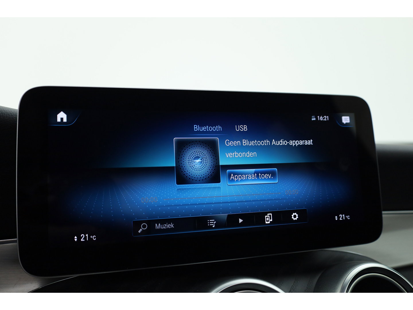 Mercedes-Benz GLC Coupé 300e 4MATIC Business Solution Luxury | SOH 86.2% | Adapt. Cruise | Apple CarPlay & Android Auto | Pano | Trekhaak | Dodehoek | Stoelverw.