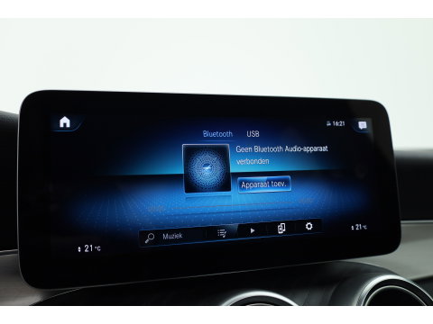 Mercedes-Benz GLC Coupé 300e 4MATIC Business Solution Luxury | SOH 86.2% | Adapt. Cruise | Apple CarPlay & Android Auto | Pano | Trekhaak | Dodehoek | Stoelverw.