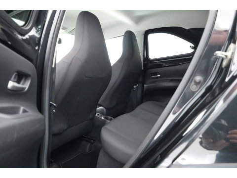 Toyota Aygo X 1.0 VVT-i MT first | Adapt. Cruise | Apple CarPlay & Android Auto | Camera | DAB | All Season