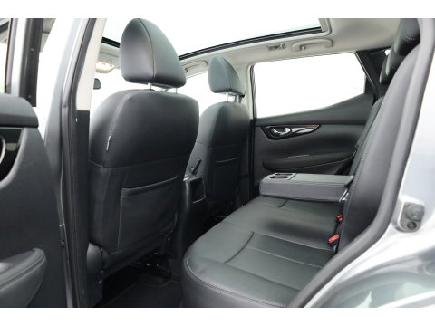 Nissan QASHQAI 1.2 Tekna | Cruise | 360cam | Dodehoek. | Pano | Trekhaak | Stoelverw. | Achteruitrijcamera