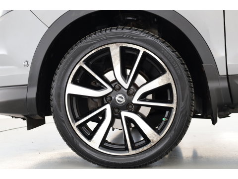 Nissan QASHQAI 1.2 Tekna | Cruise | 360cam | Dodehoek. | Pano | Trekhaak | Stoelverw. | Achteruitrijcamera