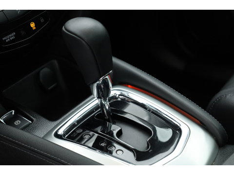 Nissan QASHQAI 1.2 Tekna | Cruise | 360cam | Dodehoek. | Pano | Trekhaak | Stoelverw. | Achteruitrijcamera