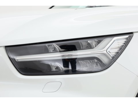 Volvo XC40 1.5 T5 Recharge Inscription | Pilot Assist | Apple CarPlay & Android | Navi |Stoel-Stuurverw. | Achteruitrijcamera | DAB
