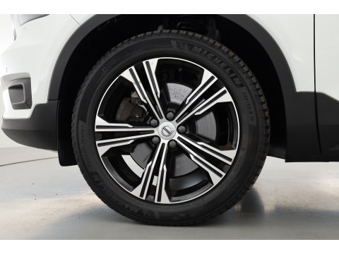 Volvo XC40 1.5 T5 Recharge Inscription | Pilot Assist | Apple CarPlay & Android | Navi |Stoel-Stuurverw. | Achteruitrijcamera | DAB