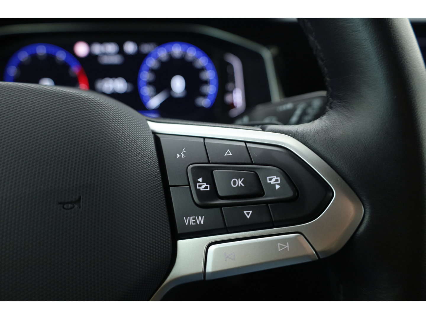 Volkswagen Polo 1.0 TSI R-Line Edition | Dig. Cockpit |  Adapt. Cruise | Keyless | Camera | Apple CarPlay & Android Auto | PDC V+A