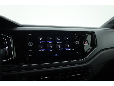Volkswagen Polo 1.0 TSI R-Line Edition | Dig. Cockpit |  Adapt. Cruise | Keyless | Camera | Apple CarPlay & Android Auto | PDC V+A