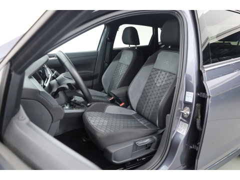 Volkswagen Polo 1.0 TSI R-Line Edition | Dig. Cockpit |  Adapt. Cruise | Keyless | Camera | Apple CarPlay & Android Auto | PDC V+A