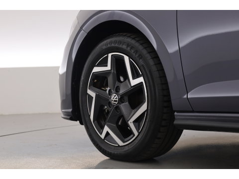 Volkswagen Polo 1.0 TSI R-Line Edition | Dig. Cockpit |  Adapt. Cruise | Keyless | Camera | Apple CarPlay & Android Auto | PDC V+A