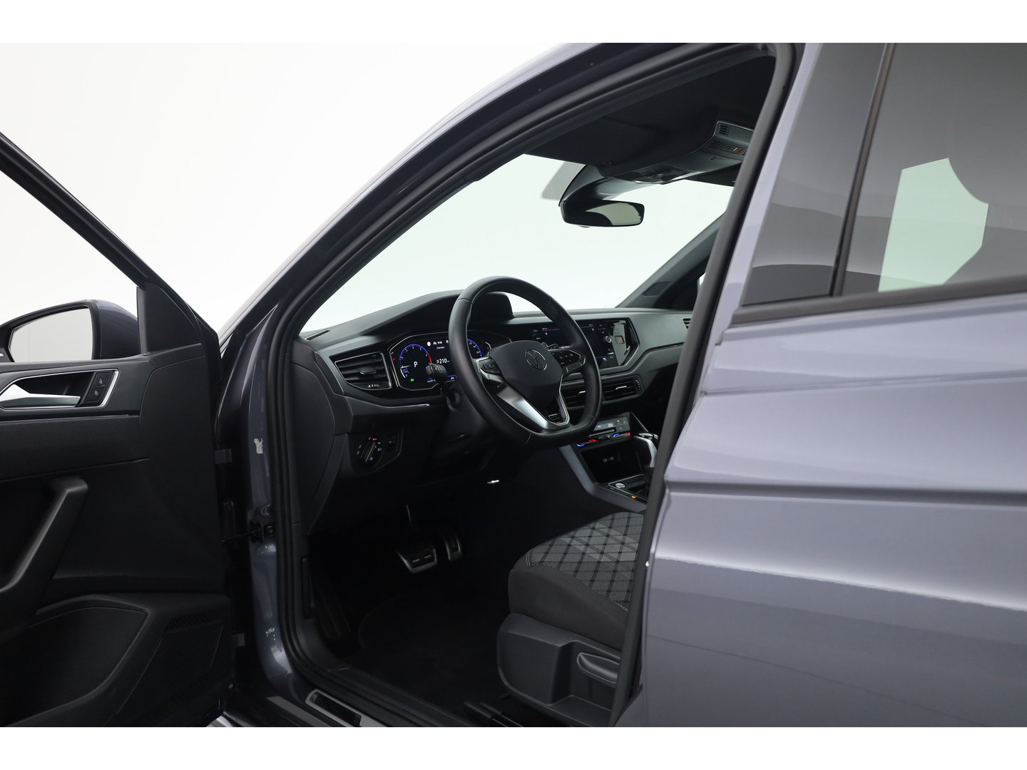 Volkswagen Polo 1.0 TSI R-Line Edition | Dig. Cockpit |  Adapt. Cruise | Keyless | Camera | Apple CarPlay & Android Auto | PDC V+A