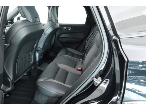 Volvo XC60 2.0 T8 Plug-in hybrid AWD Plus Black Edition | SOH 99.1% | Pano | Memory Seats | H&K Audio | 360cam | Pilot Assist | 4x Stoelverw. | Bliss | Google Info.