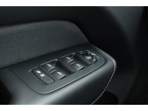 Volvo XC60 2.0 T8 Plug-in hybrid AWD Plus Black Edition | SOH 99.1% | Pano | Memory Seats | H&K Audio | 360cam | Pilot Assist | 4x Stoelverw. | Bliss | Google Info.