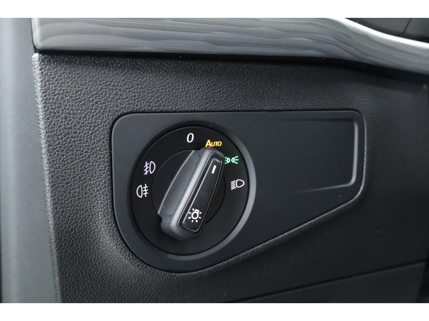 SEAT Tarraco 1.4 TSI e-Hybrid PHEV Xperience Business Intense | Pano | Dig. Cockpit | Elek. Trekhaak | Adapt. Cruise | trekgewicht 1800 kg | Dodehoek | Camera + PDC