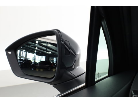 SEAT Tarraco 1.4 TSI e-Hybrid PHEV Xperience Business Intense | Pano | Dig. Cockpit | Elek. Trekhaak | Adapt. Cruise | trekgewicht 1800 kg | Dodehoek | Camera + PDC