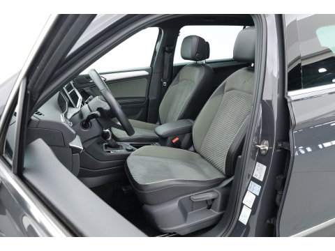 SEAT Tarraco 1.4 TSI e-Hybrid PHEV Xperience Business Intense | Pano | Dig. Cockpit | Elek. Trekhaak | Adapt. Cruise | trekgewicht 1800 kg | Dodehoek | Camera + PDC