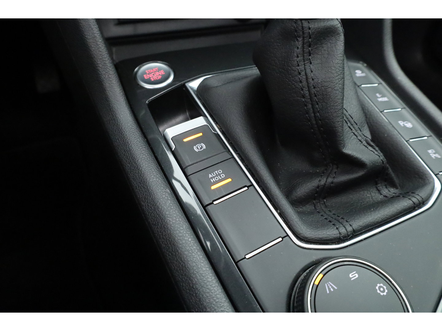 SEAT Tarraco 1.4 TSI e-Hybrid PHEV Xperience Business Intense | Pano | Dig. Cockpit | Elek. Trekhaak | Adapt. Cruise | trekgewicht 1800 kg | Dodehoek | Camera + PDC
